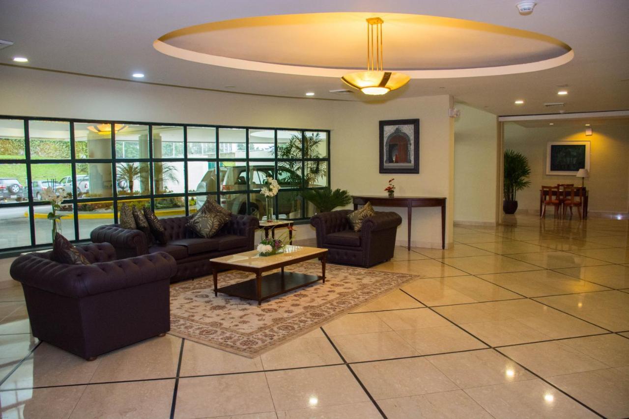 Aparta Hotel Torres de Suites Quito Exterior foto