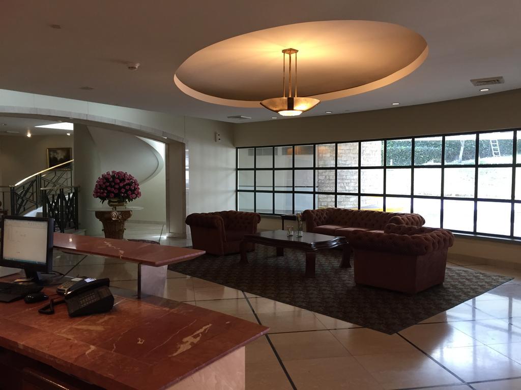 Aparta Hotel Torres de Suites Quito Habitación foto