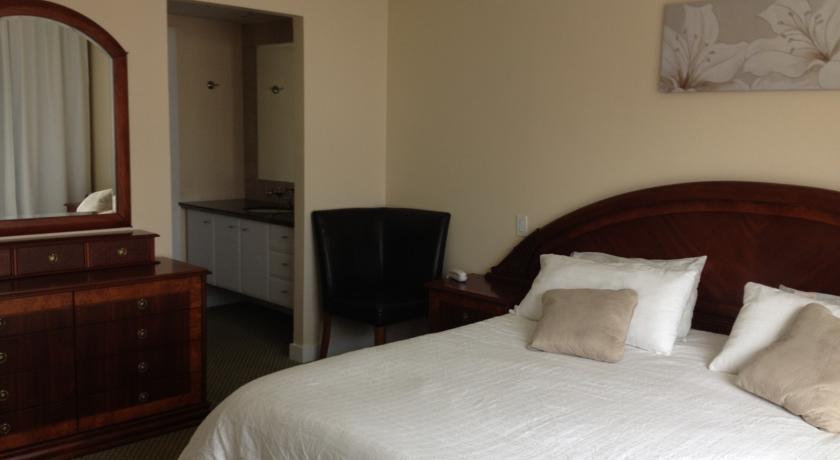Aparta Hotel Torres de Suites Quito Habitación foto